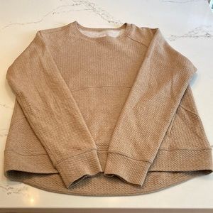 Lululemon sweater with pocket